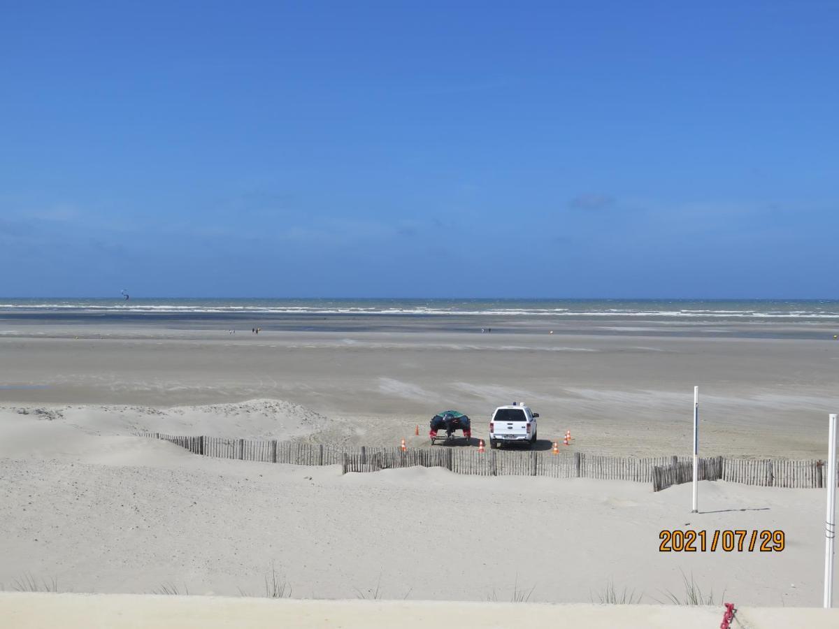 T3 avec balcon plein sud en bord de mer – 50 ml .2 chambres tout confort, équipé de chauffage électrique pour période hivernale, Camiers Exterior foto